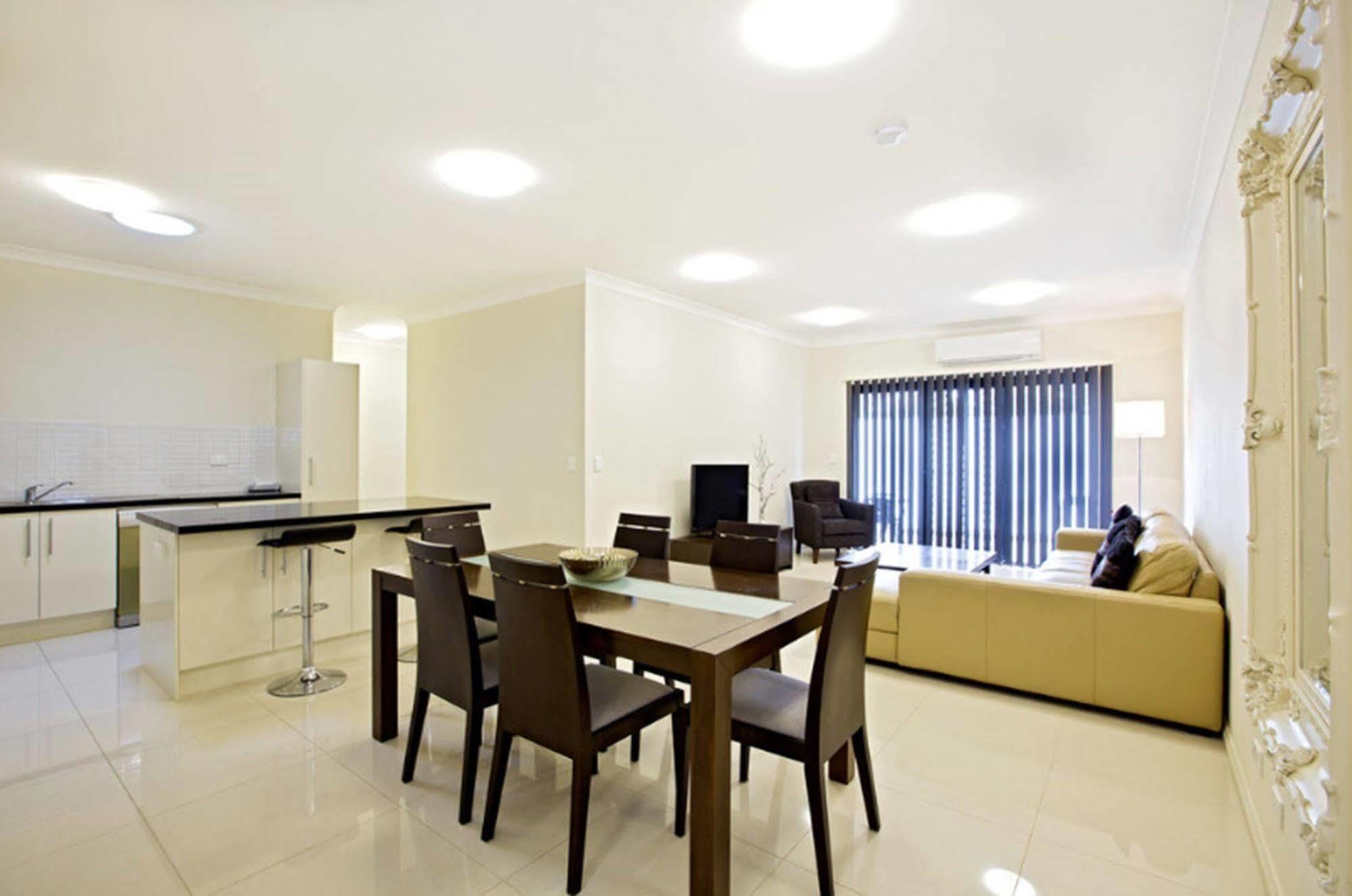 Astina Serviced Apartments - Central Penrith Exterior foto